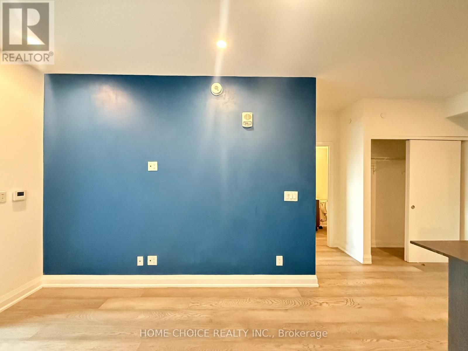 1001 - 58 Lakeside Terrace, Barrie, Ontario  L4M 0L5 - Photo 10 - S13859388