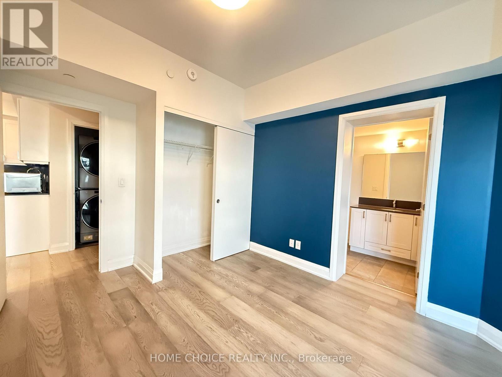 1001 - 58 Lakeside Terrace, Barrie, Ontario  L4M 0L5 - Photo 8 - S13859388