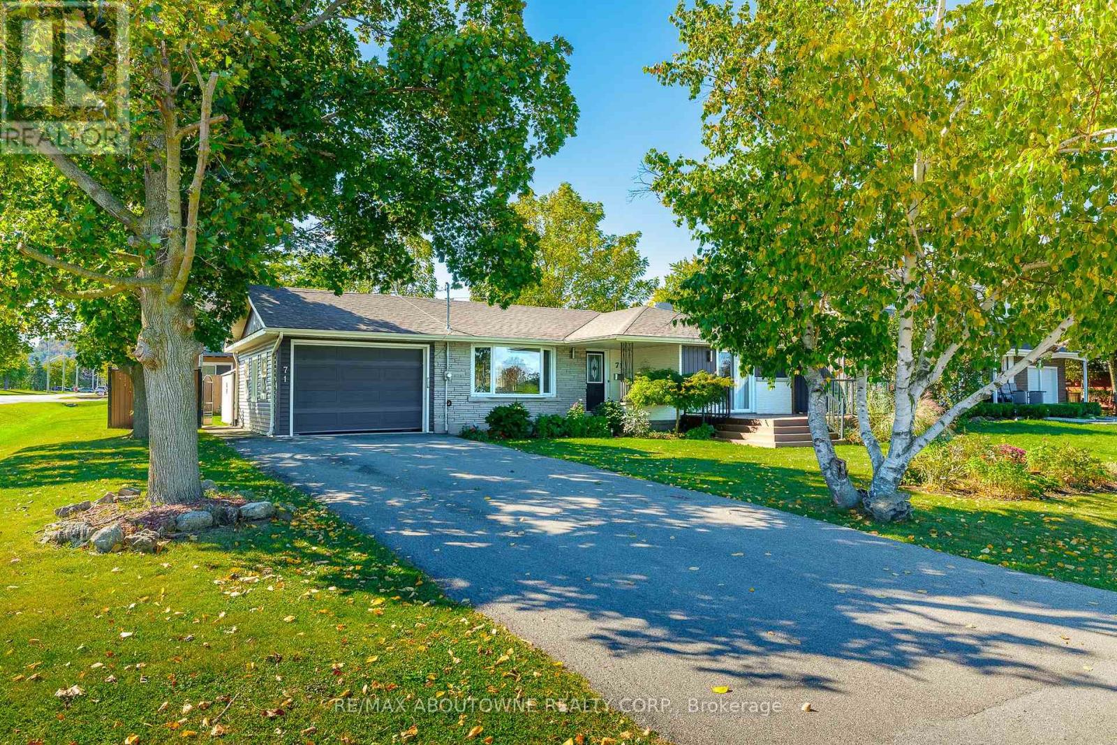 Upper - 71 Lakeside Drive, Grimsby, Ontario  L3M 2L4 - Photo 2 - X13859386