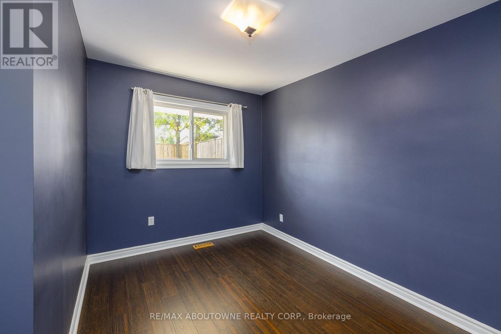 Upper - 71 Lakeside Drive, Grimsby, Ontario  L3M 2L4 - Photo 21 - X13859386