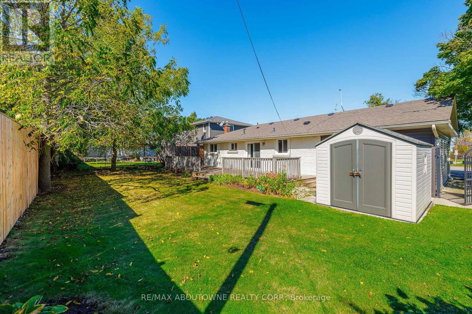 Upper - 71 Lakeside Drive, Grimsby, Ontario  L3M 2L4 - Photo 25 - X13859386