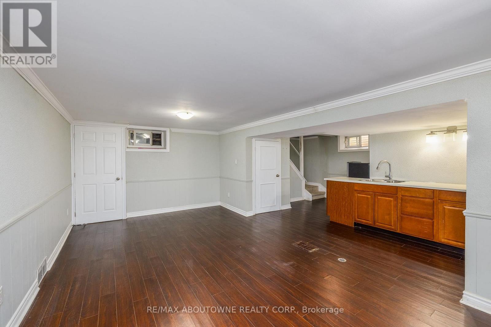 Lower - 71 Lakeside Drive, Grimsby, Ontario  L3M 2L4 - Photo 14 - X13859396