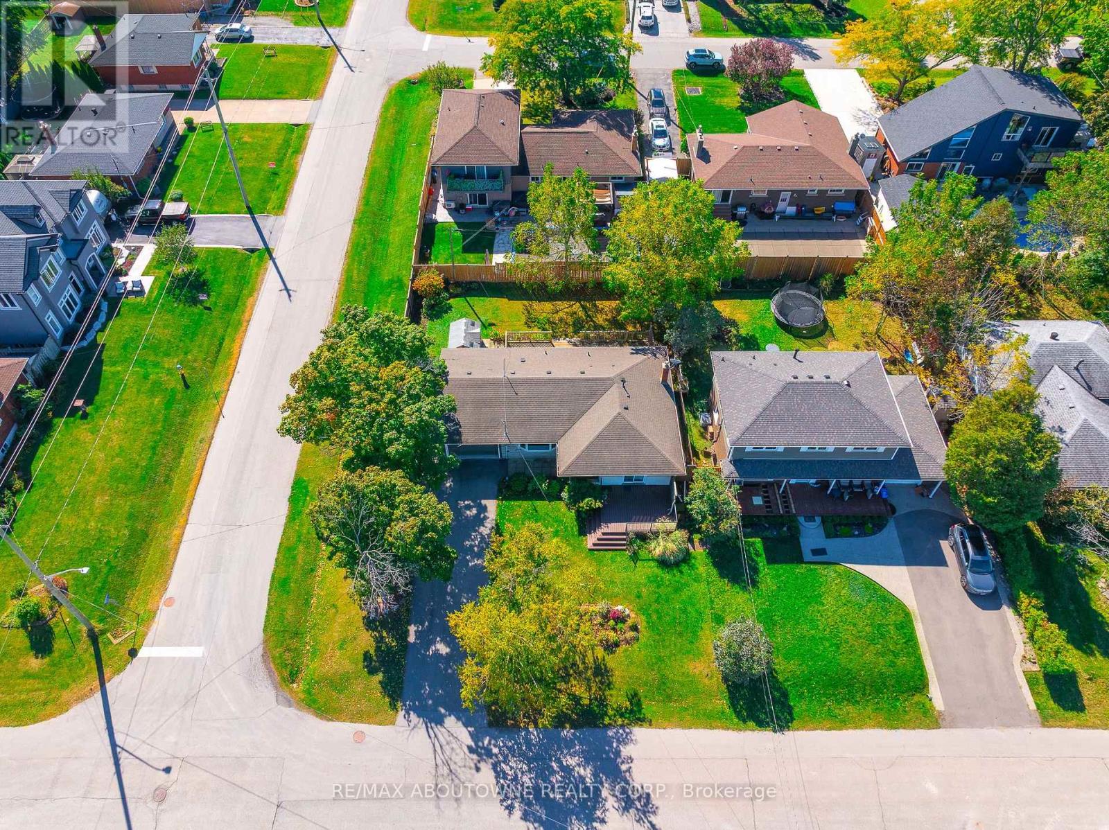 Lower - 71 Lakeside Drive, Grimsby, Ontario  L3M 2L4 - Photo 23 - X13859396