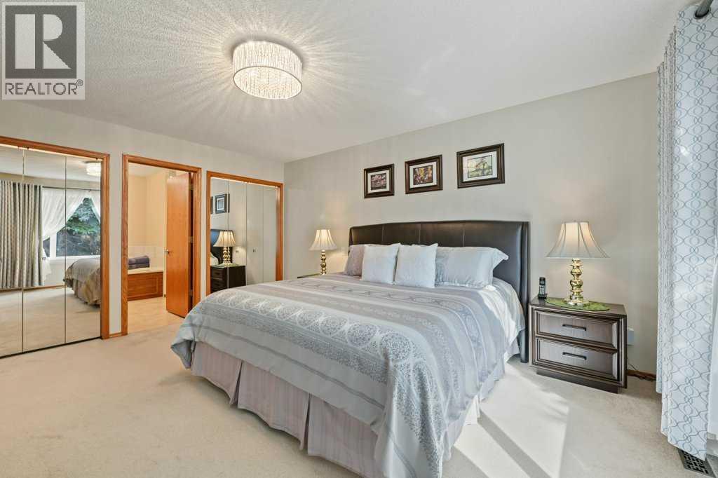 51 Douglasbank Gardens SE