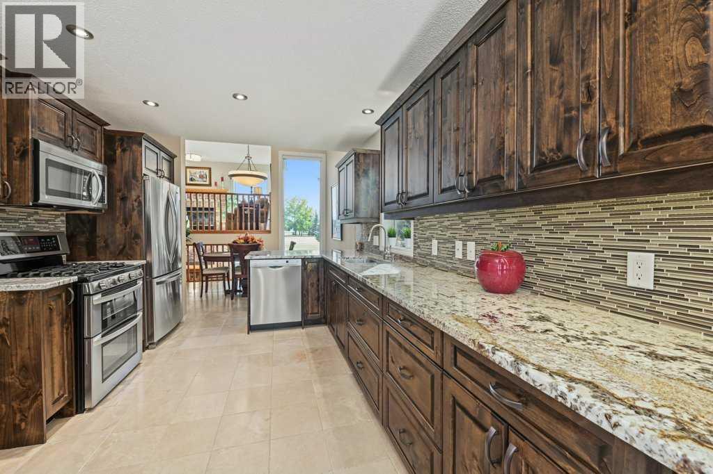 51 Douglasbank Gardens SE