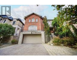 25 OAK AVENUE, Richmond Hill, Ontario