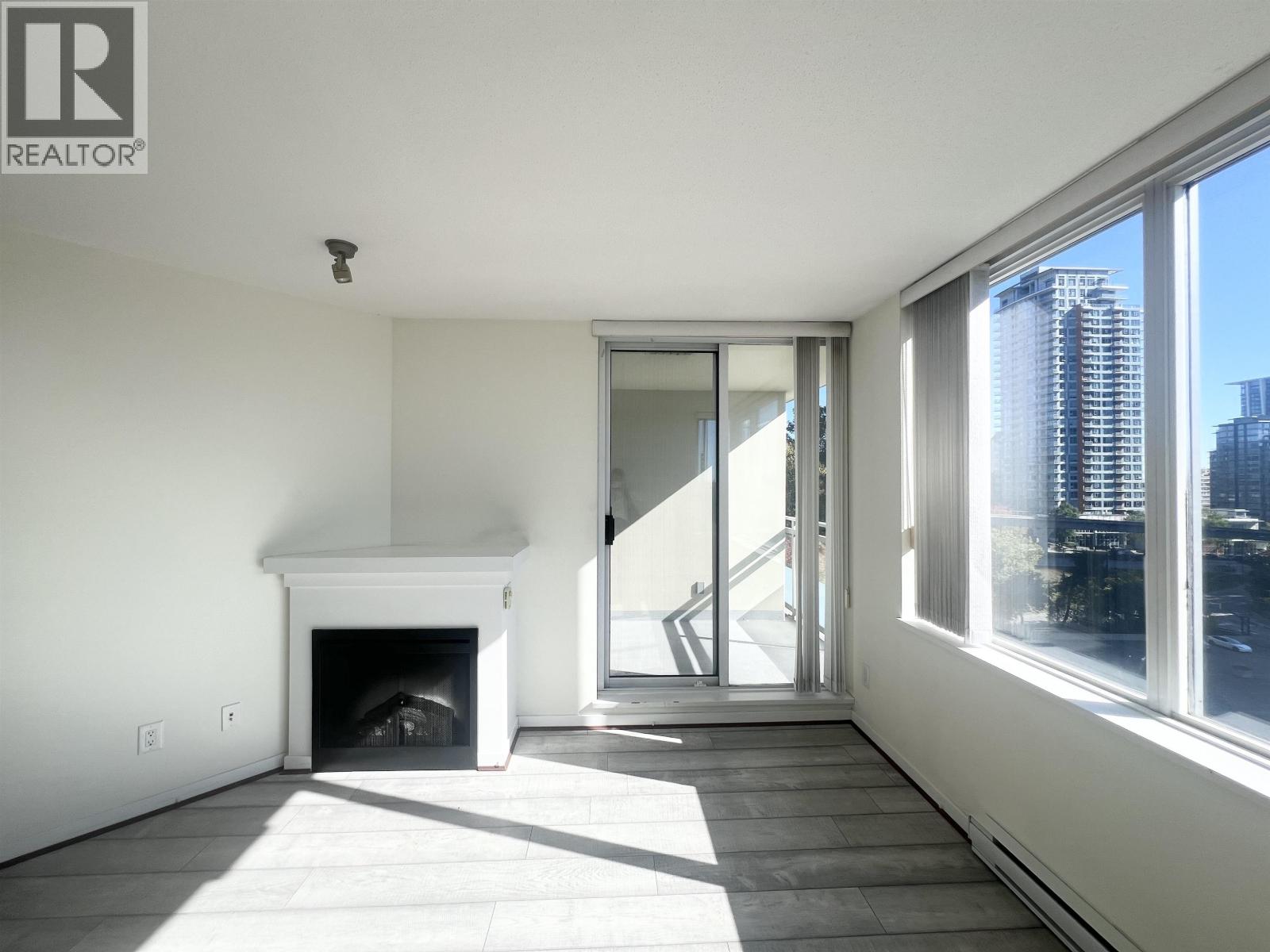 606 9888 CAMERON STREET Burnaby British Columbia Canada V3J0A4 4
