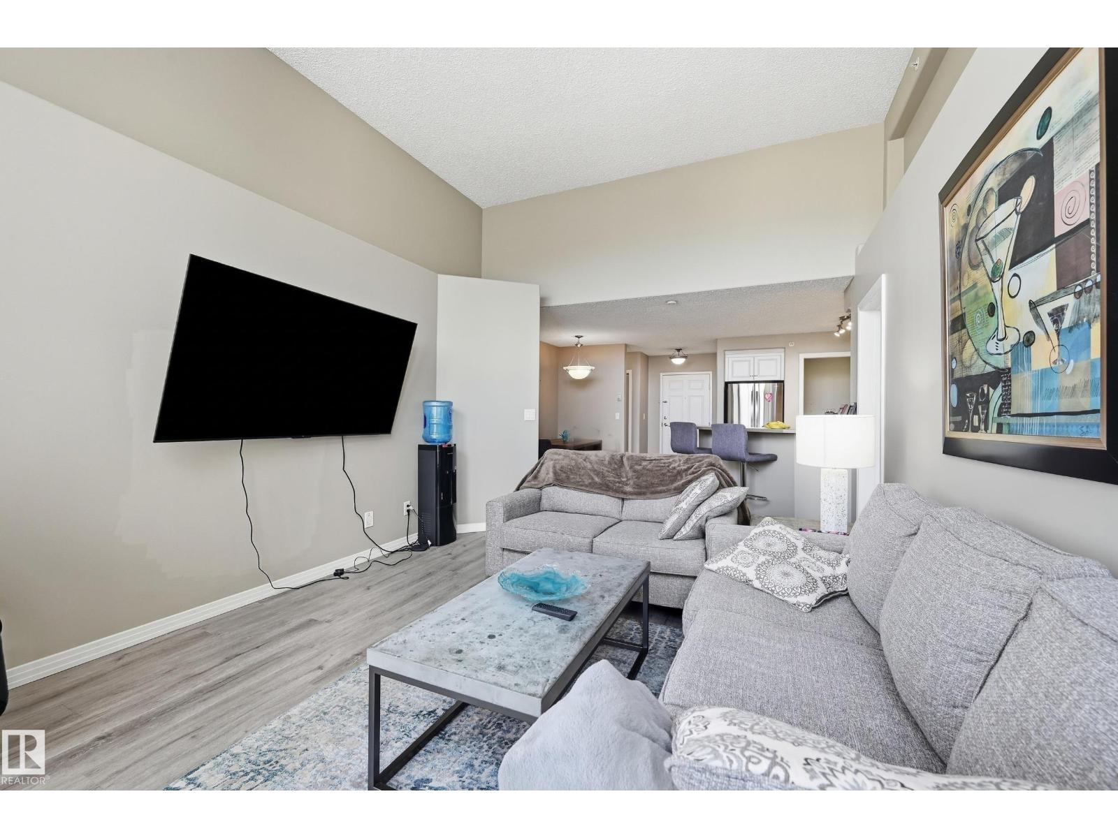 #429 9704 174 ST NW