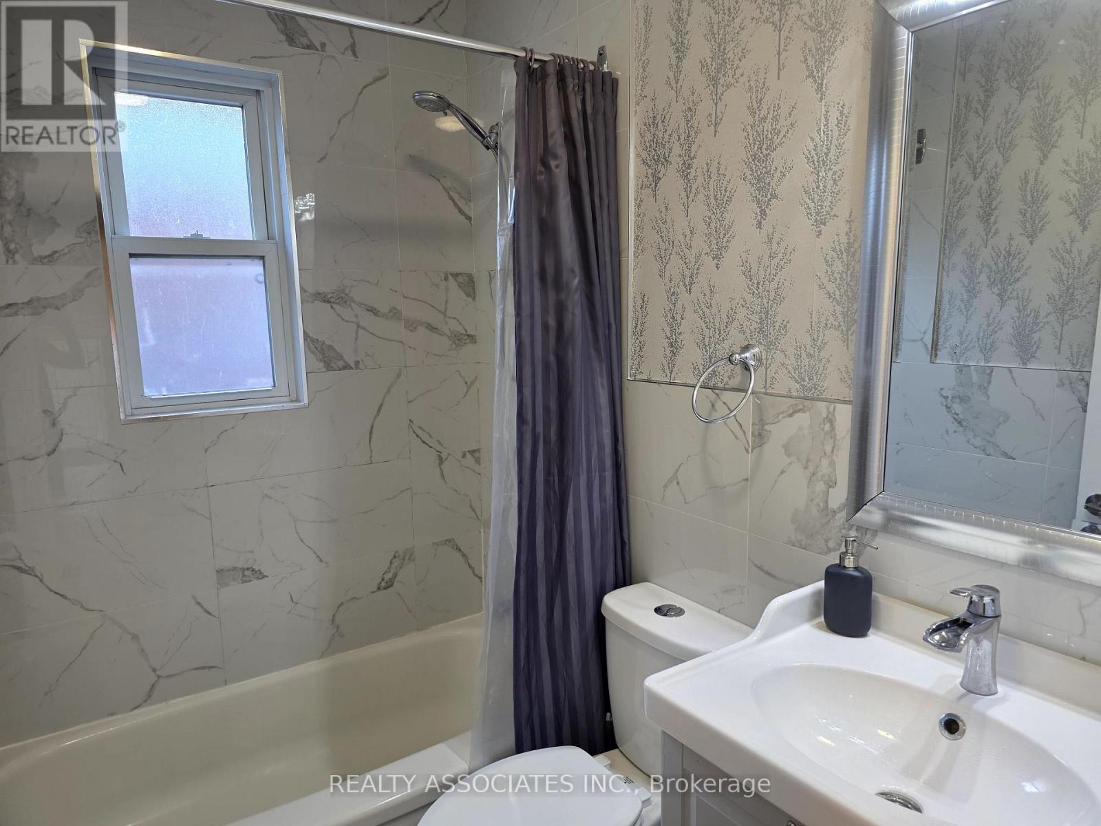 101 Reiner Road, Toronto, Ontario  M3H 2L7 - Photo 11 - C13859458