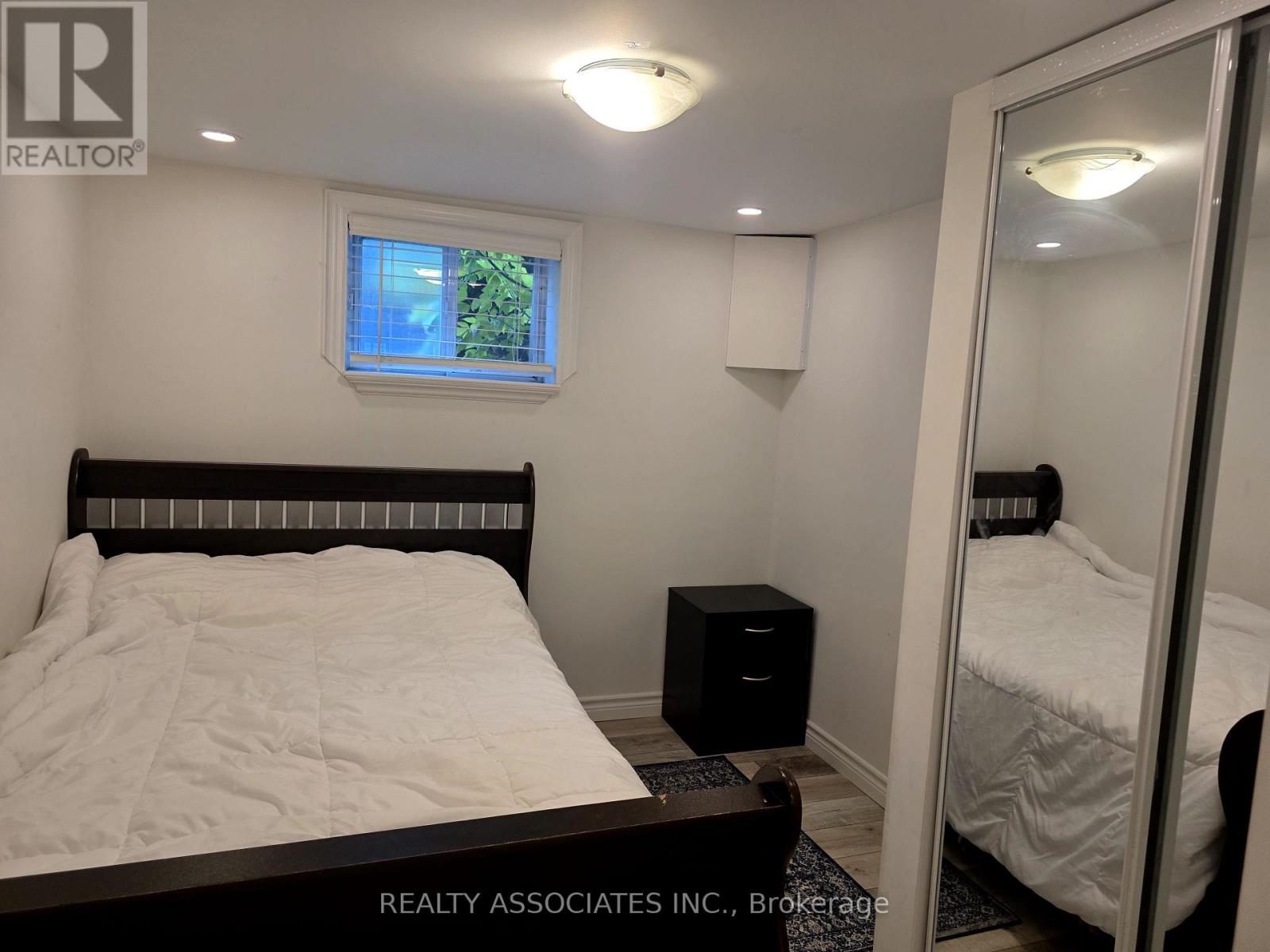 101 Reiner Road, Toronto, Ontario  M3H 2L7 - Photo 18 - C13859458