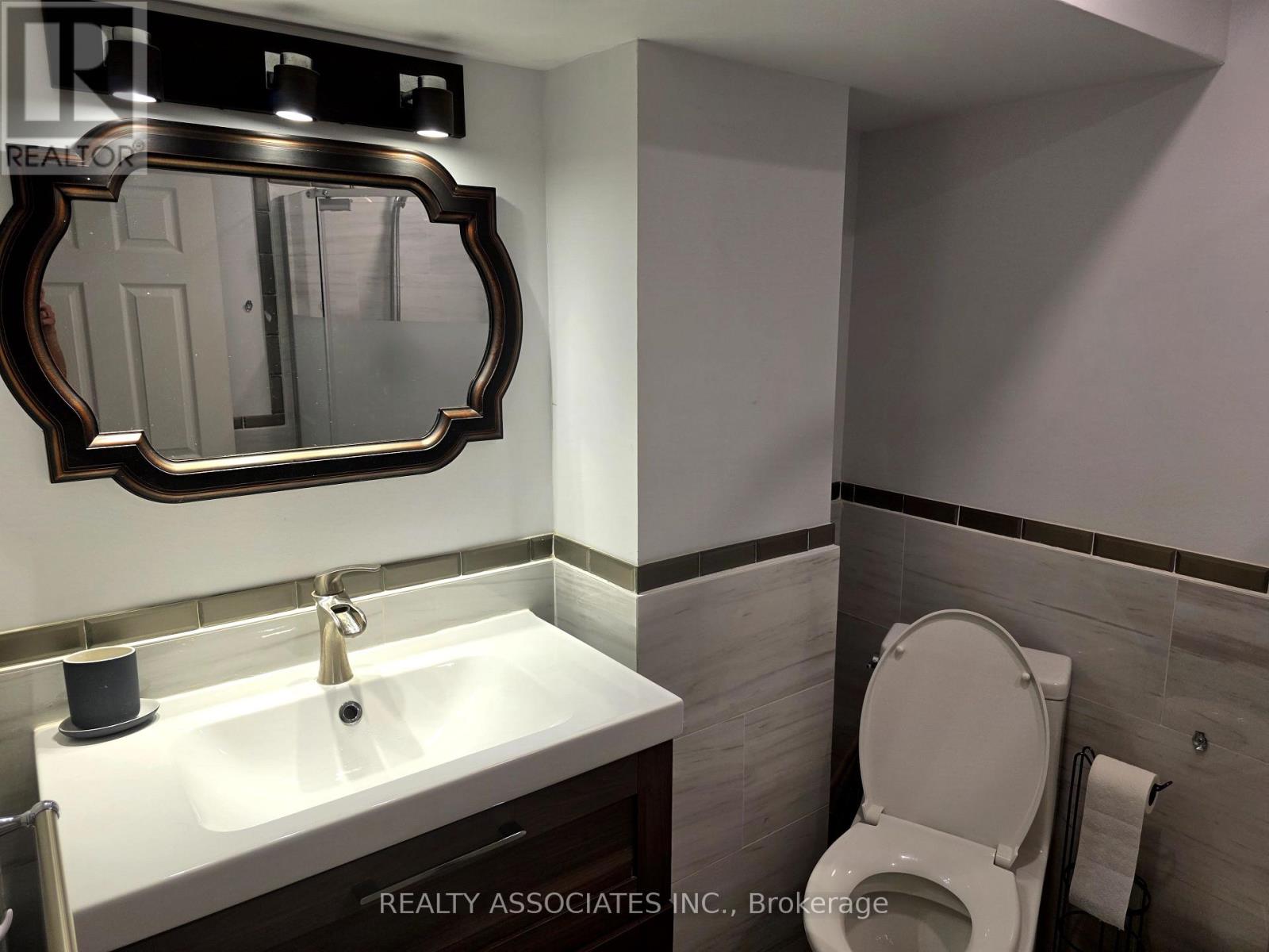 101 Reiner Road, Toronto, Ontario  M3H 2L7 - Photo 23 - C13859458