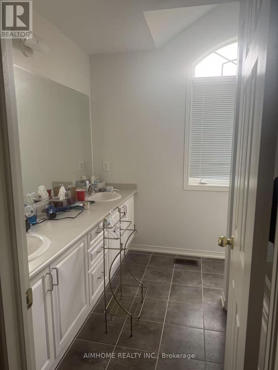 1075 Bur Oak Avenue, Markham, Ontario  L6E 1G8 - Photo 11 - N13859454