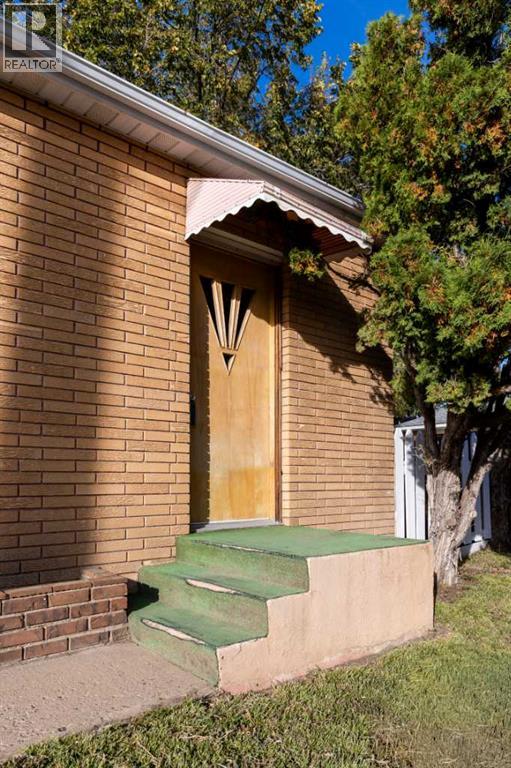 1114 Bridge Street SE