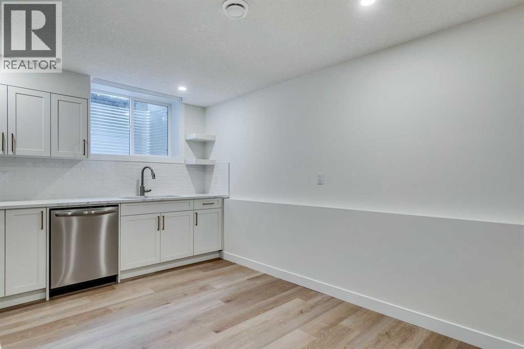 47 Midvalley Rise Se, Calgary, Alberta  T2X 1J3 - Photo 29 - A2348298