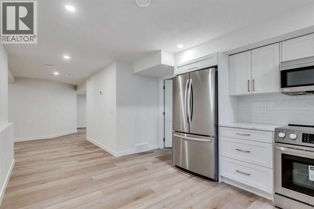 47 Midvalley Rise Se, Calgary, Alberta  T2X 1J3 - Photo 31 - A2348298