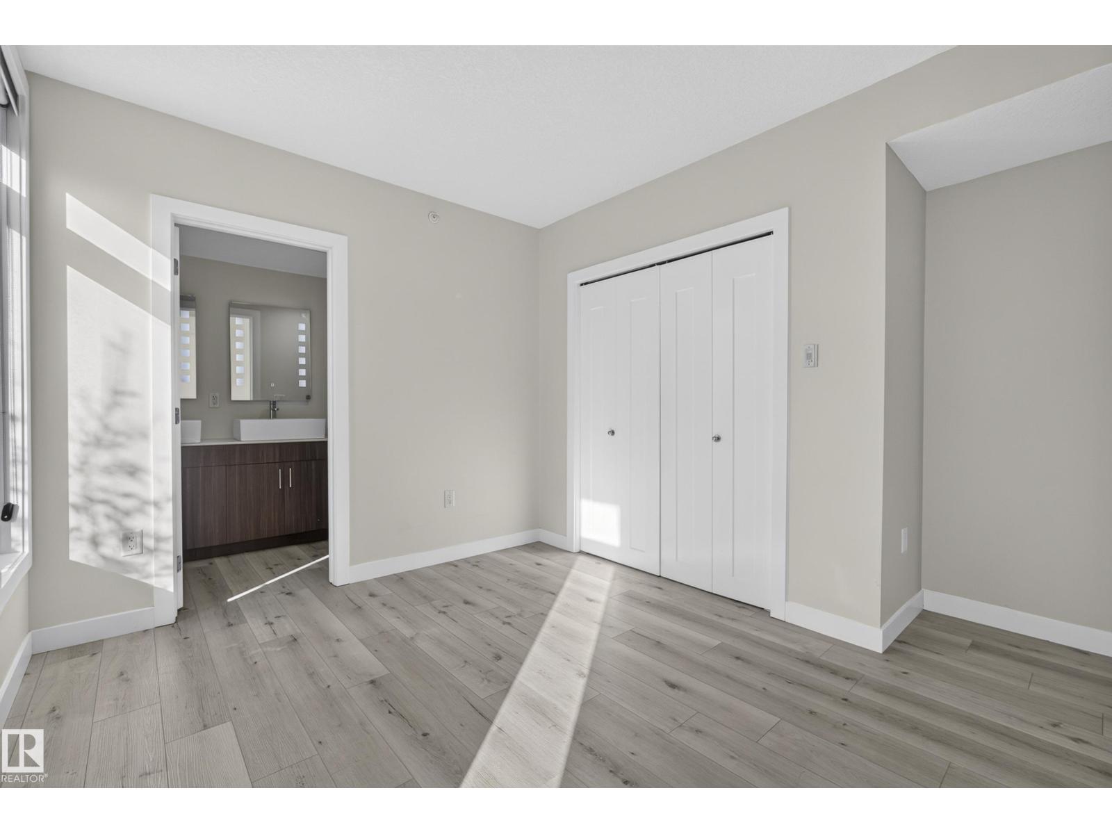 #405 10227 115 ST NW