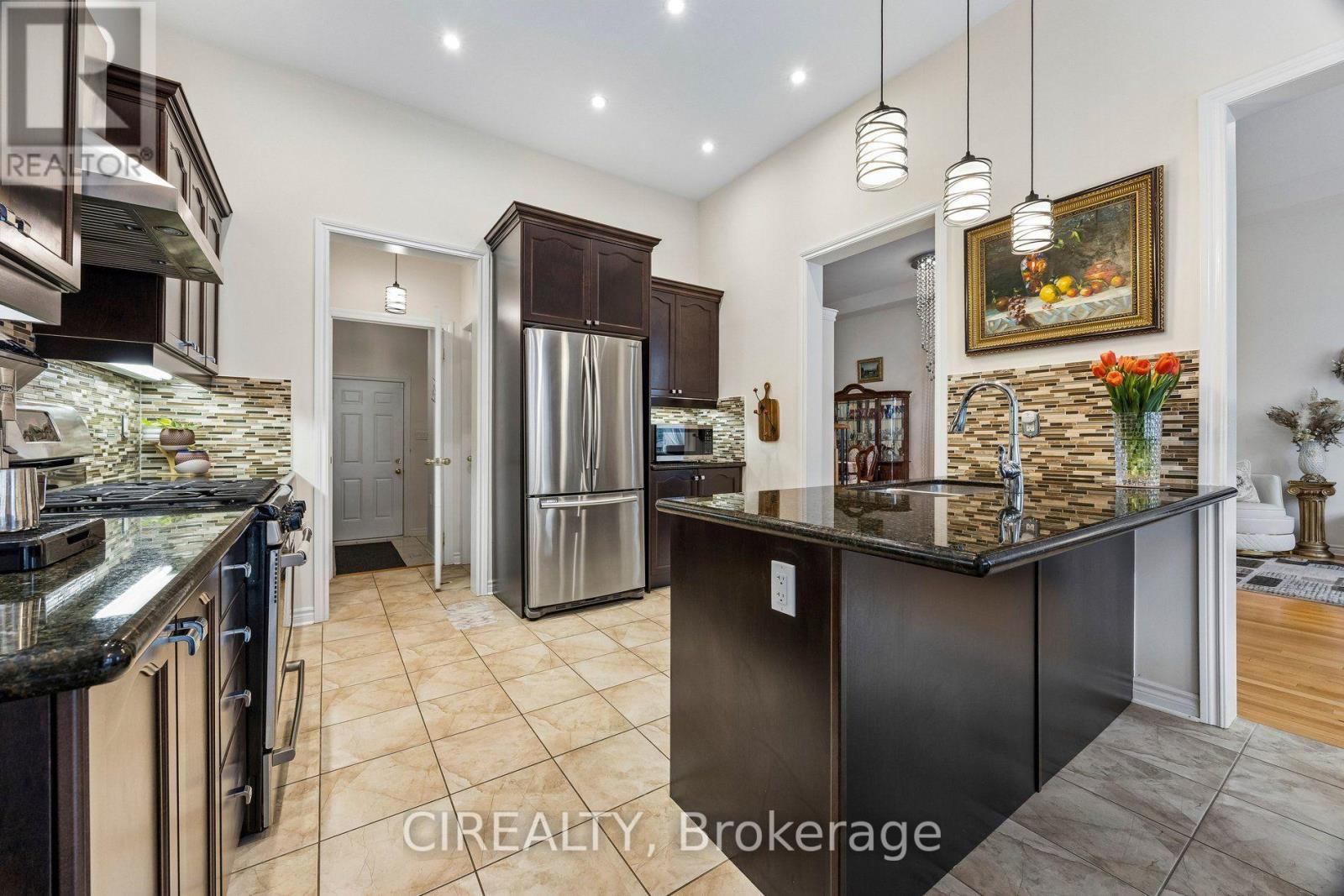 289 Chatfield Drive, Vaughan, Ontario  L4H 3R7 - Photo 14 - N13859476