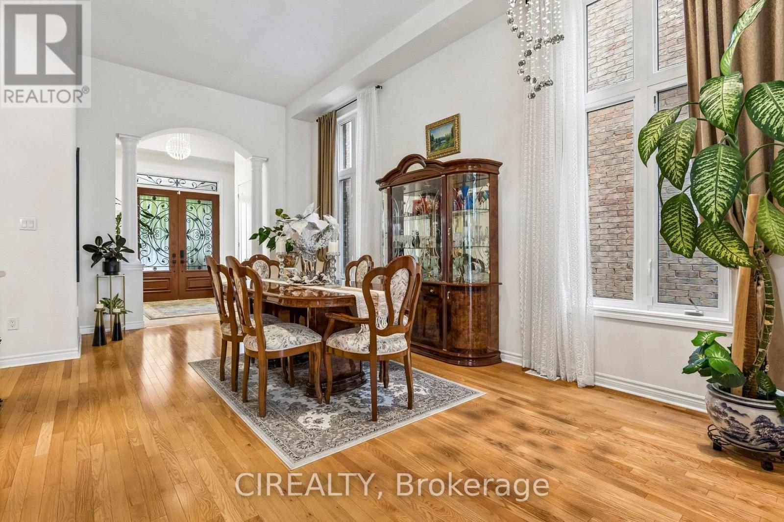289 Chatfield Drive, Vaughan, Ontario  L4H 3R7 - Photo 6 - N13859476