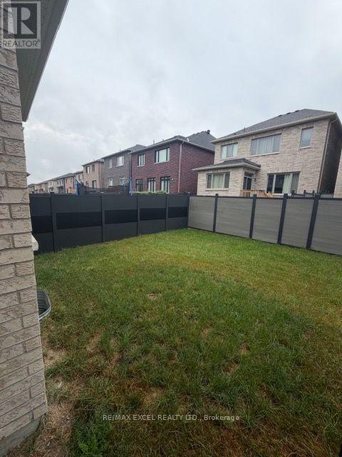 123 Fallharvest Way, Whitchurch-Stouffville, Ontario  L4A 5A8 - Photo 32 - N13859486