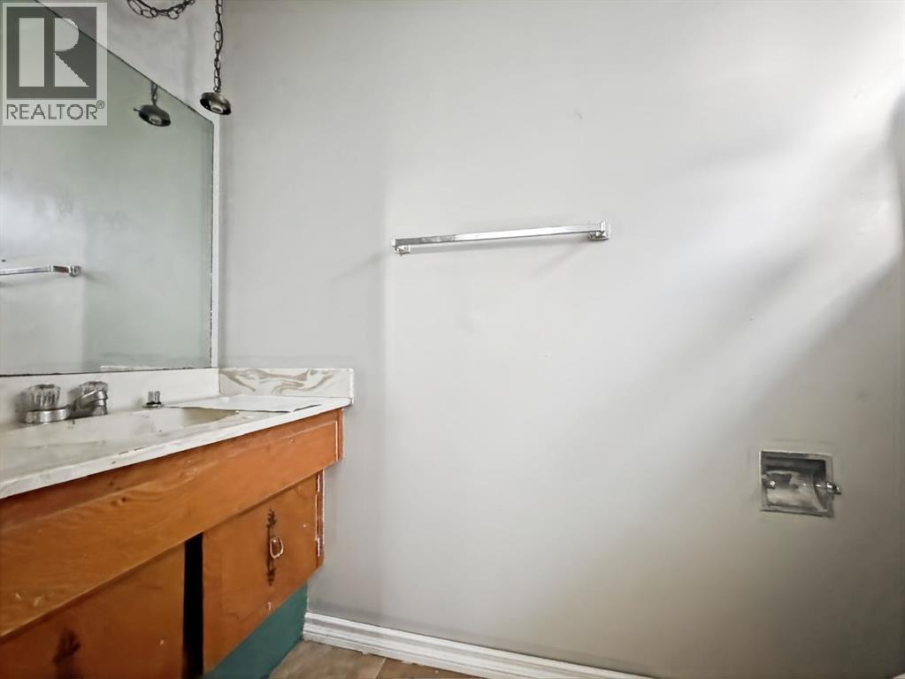 5 Freeman Drive
