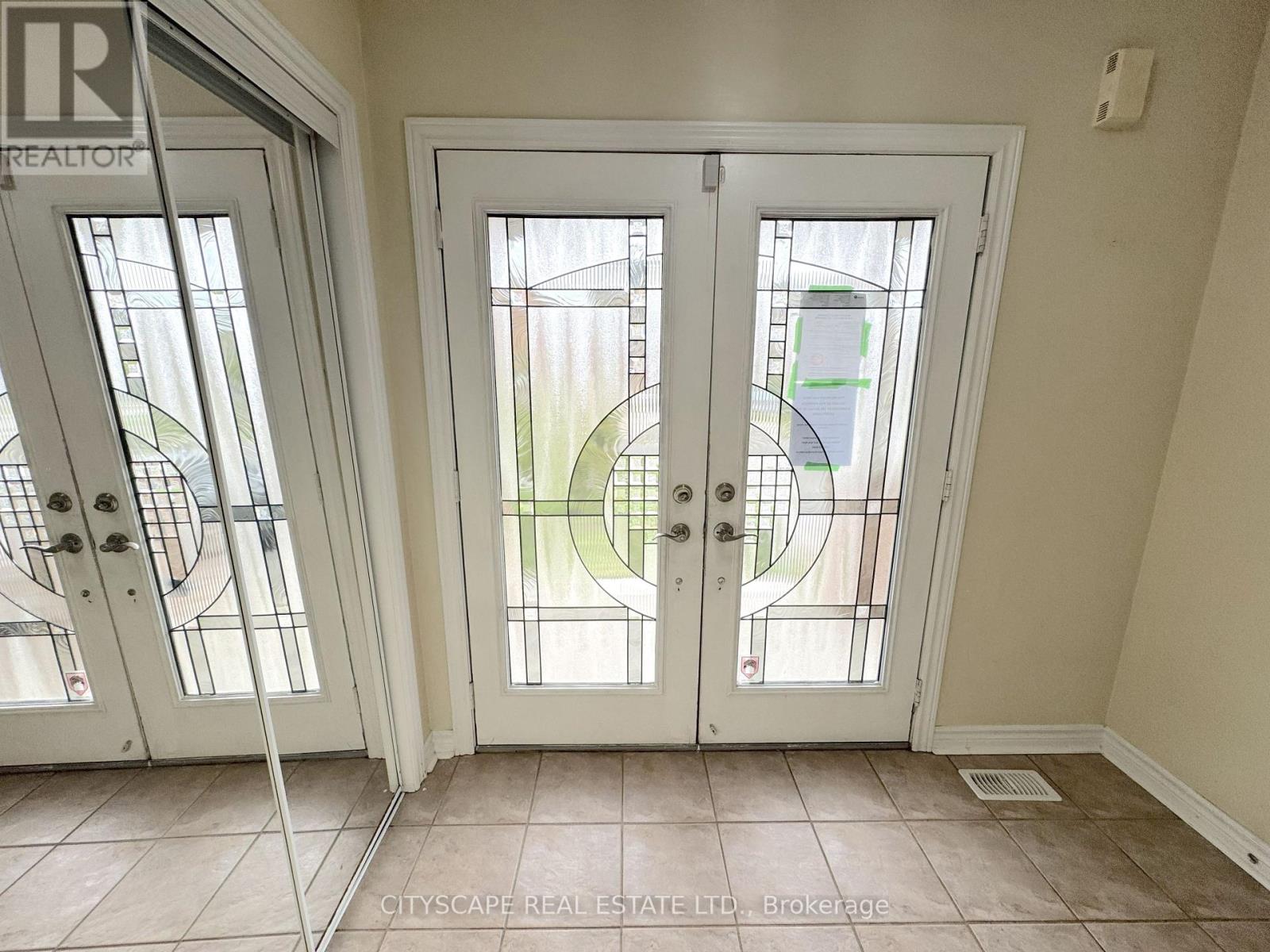 4 Savita Road, Brampton, Ontario  L7A 3T2 - Photo 7 - W13859472
