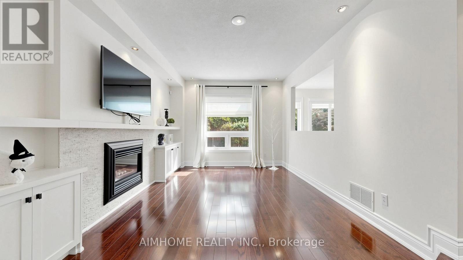 1580 Kettlebrook Lane, Mississauga, Ontario  L5M 3M1 - Photo 6 - W13859480