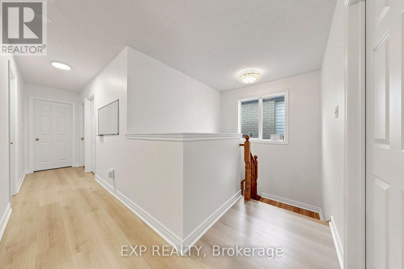 4882 Vienna Court, Mississauga, Ontario  L4Z 4J2 - Photo 12 - W13859488