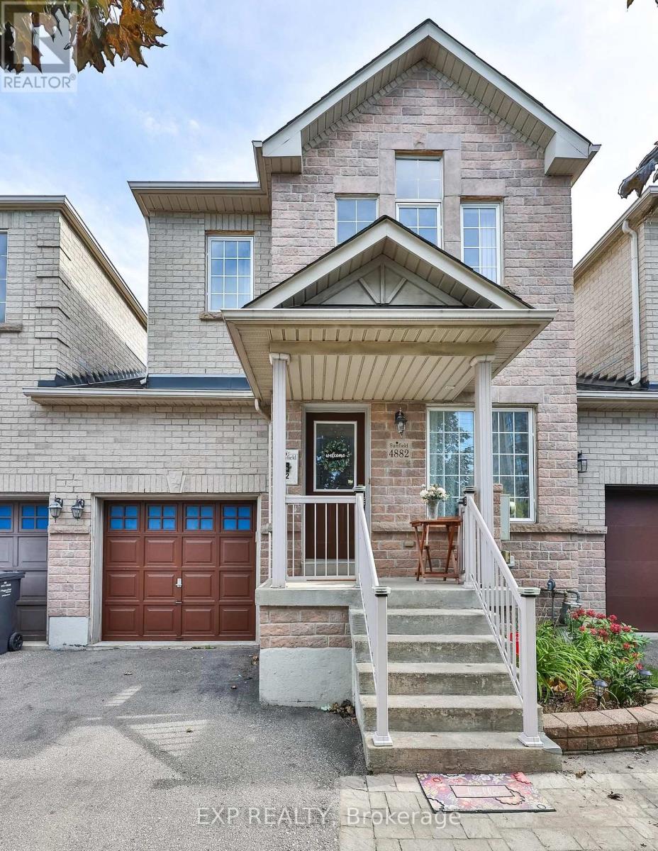 4882 Vienna Court, Mississauga, Ontario  L4Z 4J2 - Photo 2 - W13859488