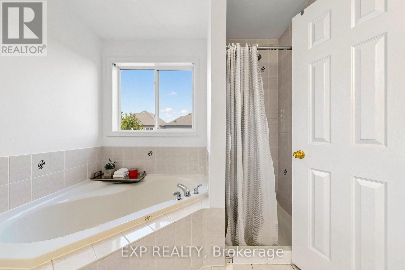 4882 Vienna Court, Mississauga, Ontario  L4Z 4J2 - Photo 40 - W13859488
