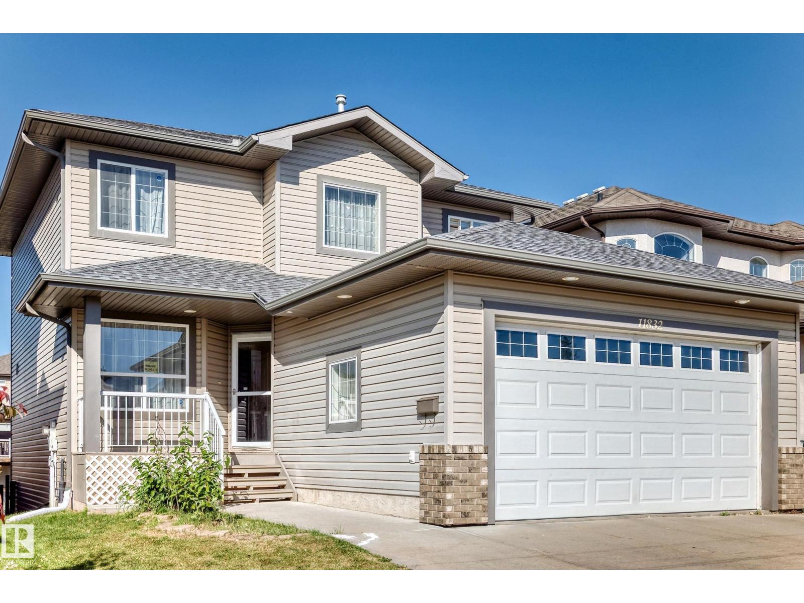 11832 173 AV NW