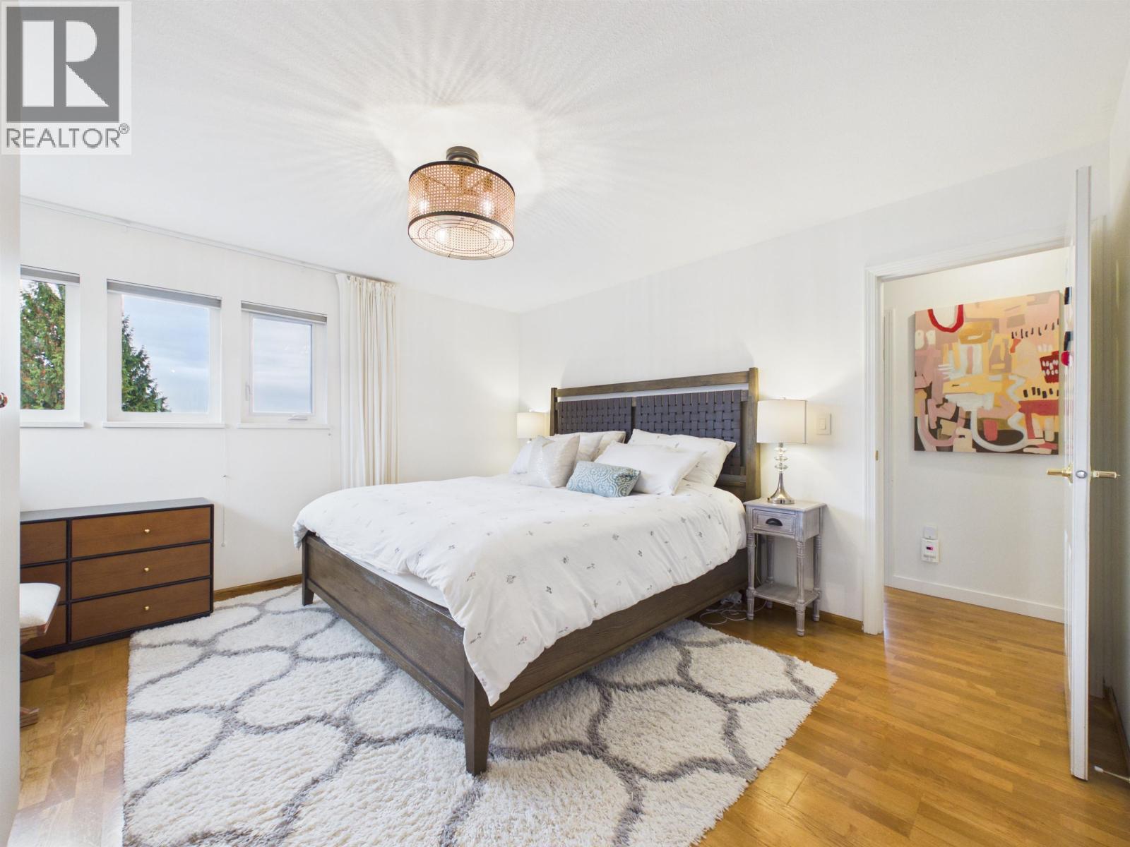 1316 Honeysuckle Lane, Coquitlam, British Columbia  V3E 2H9 - Photo 15 - R3171383