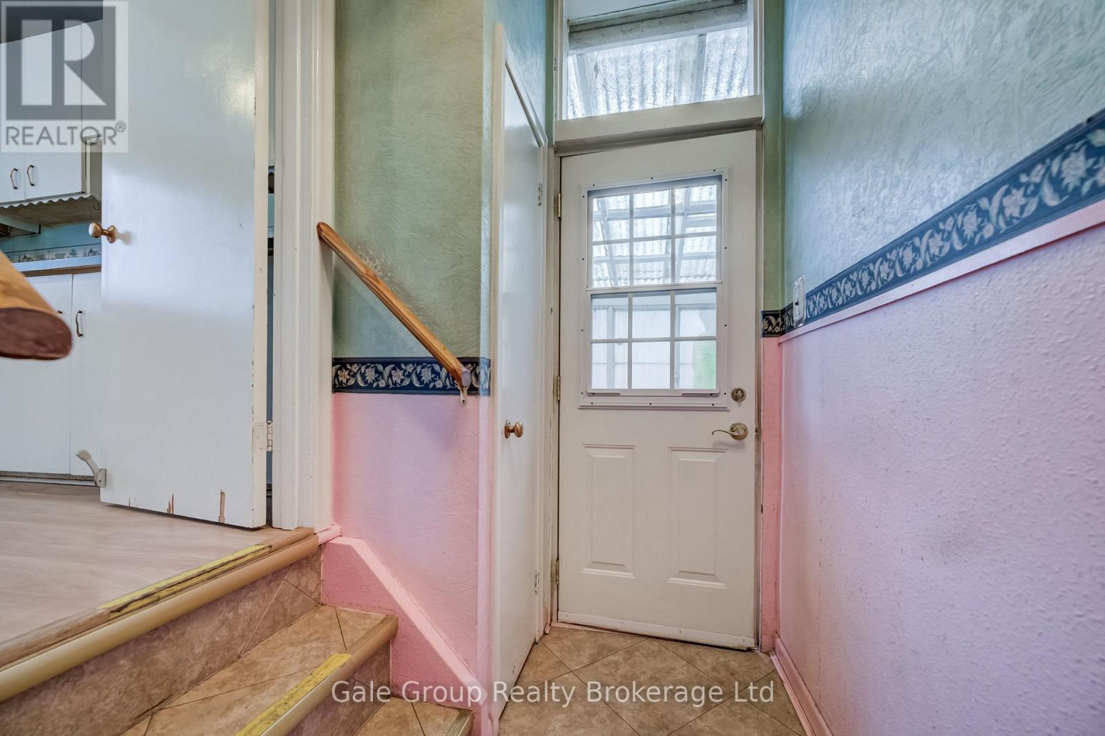 6 Langstone Crescent, Halton Hills, Ontario  L7G 4N3 - Photo 17 - W13859504