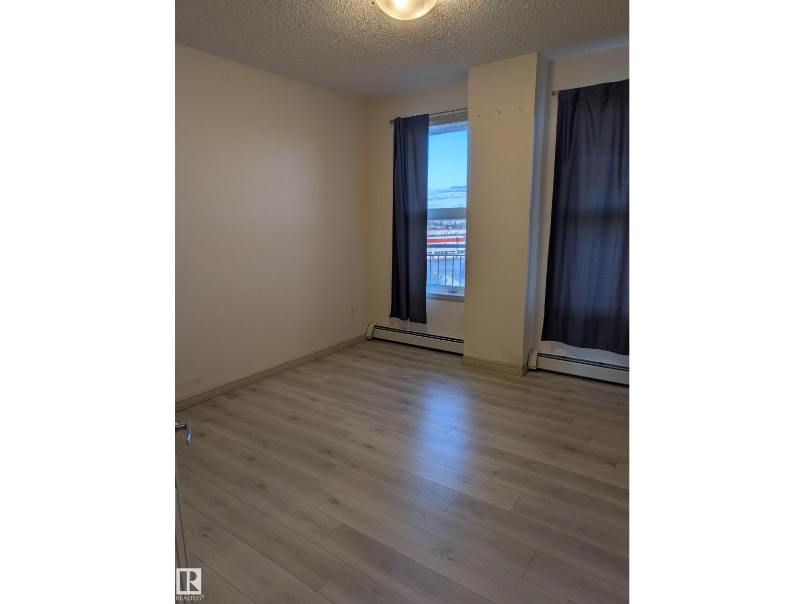 1-504, 4245 139 AV NW NW