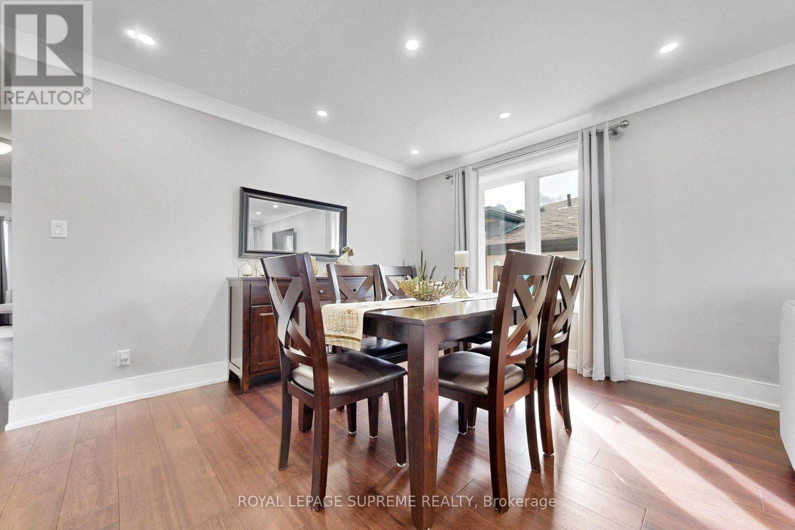 465 Maple Leaf Drive, Toronto, Ontario  M6L 1R1 - Photo 11 - W13859546