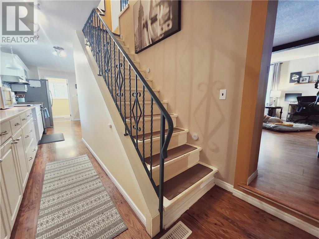 14 Collins, Copper Cliff, Ontario  P0M 1N0 - Photo 5 - 2130713