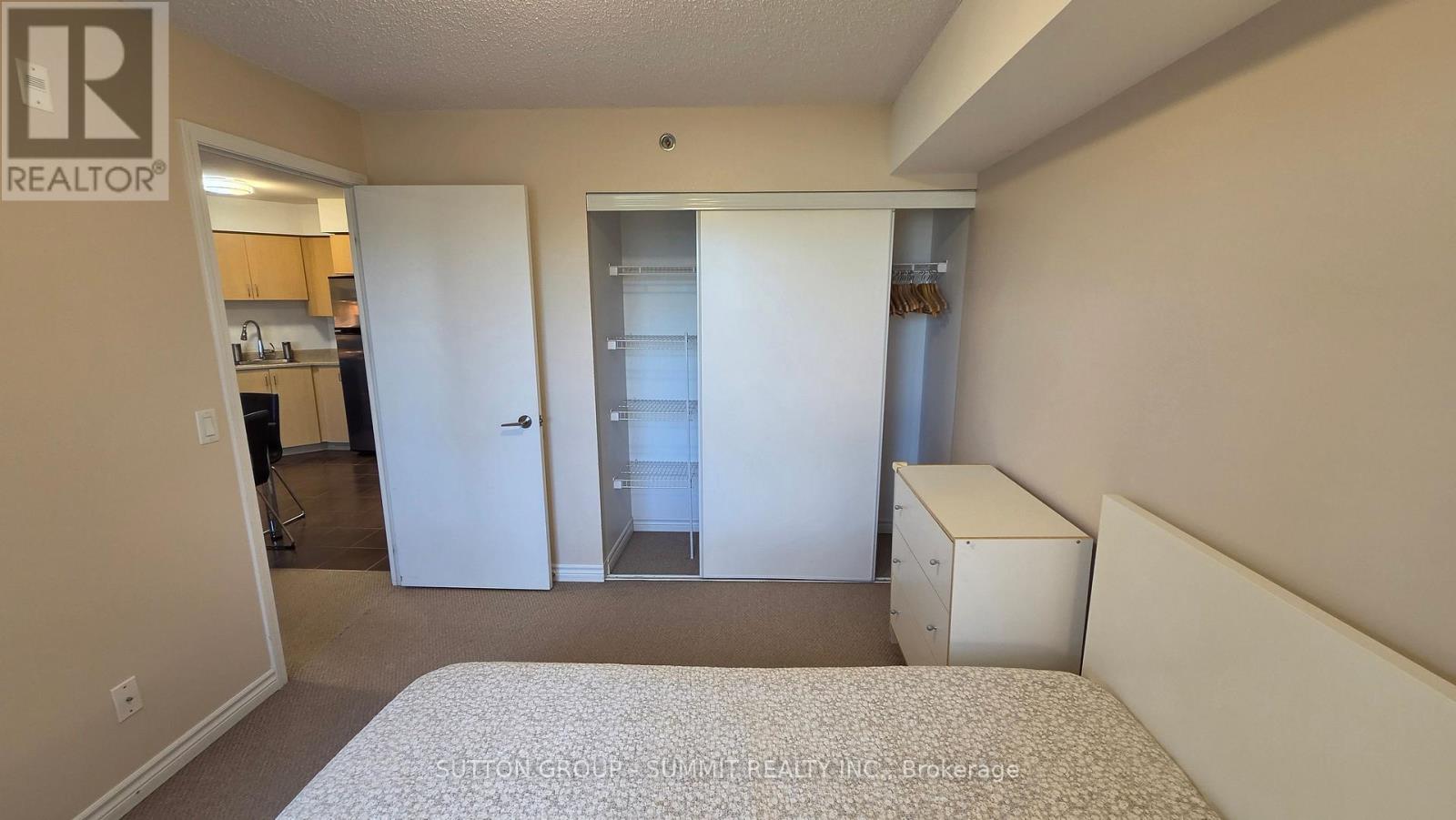 409 - 35 Saranac Boulevard, Toronto, Ontario  M6A 2G4 - Photo 11 - C13859552