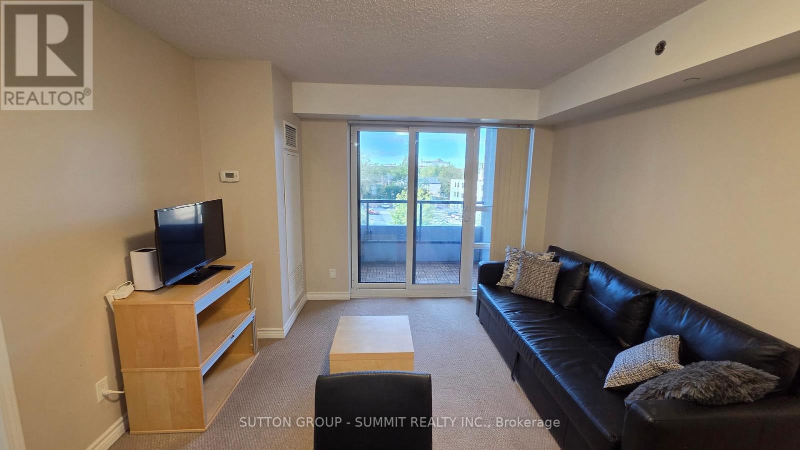 409 - 35 Saranac Boulevard, Toronto, Ontario  M6A 2G4 - Photo 6 - C13859552