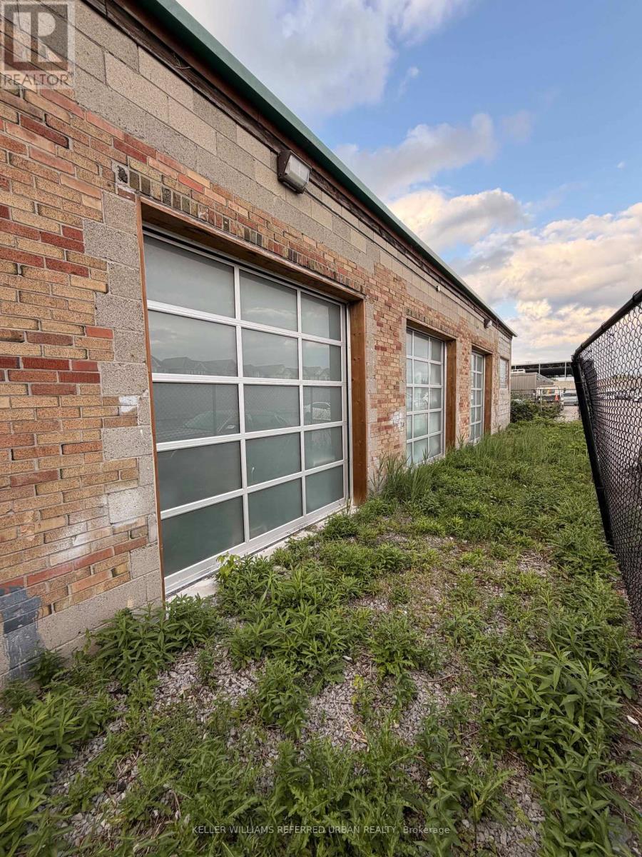 31 Upton Road, Toronto, Ontario  M1L 2C1 - Photo 12 - E13859568