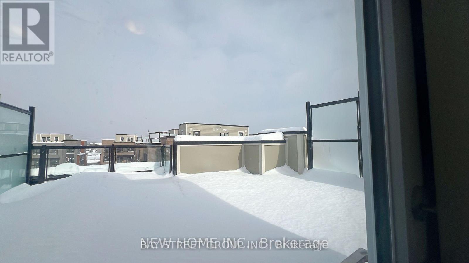 Unit 20-24 Lytham Green Circle, Newmarket, Ontario  L3Y 0H5 - Photo 10 - N13859556