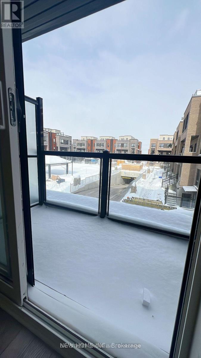 Unit 20-24 Lytham Green Circle, Newmarket, Ontario  L3Y 0H5 - Photo 13 - N13859556