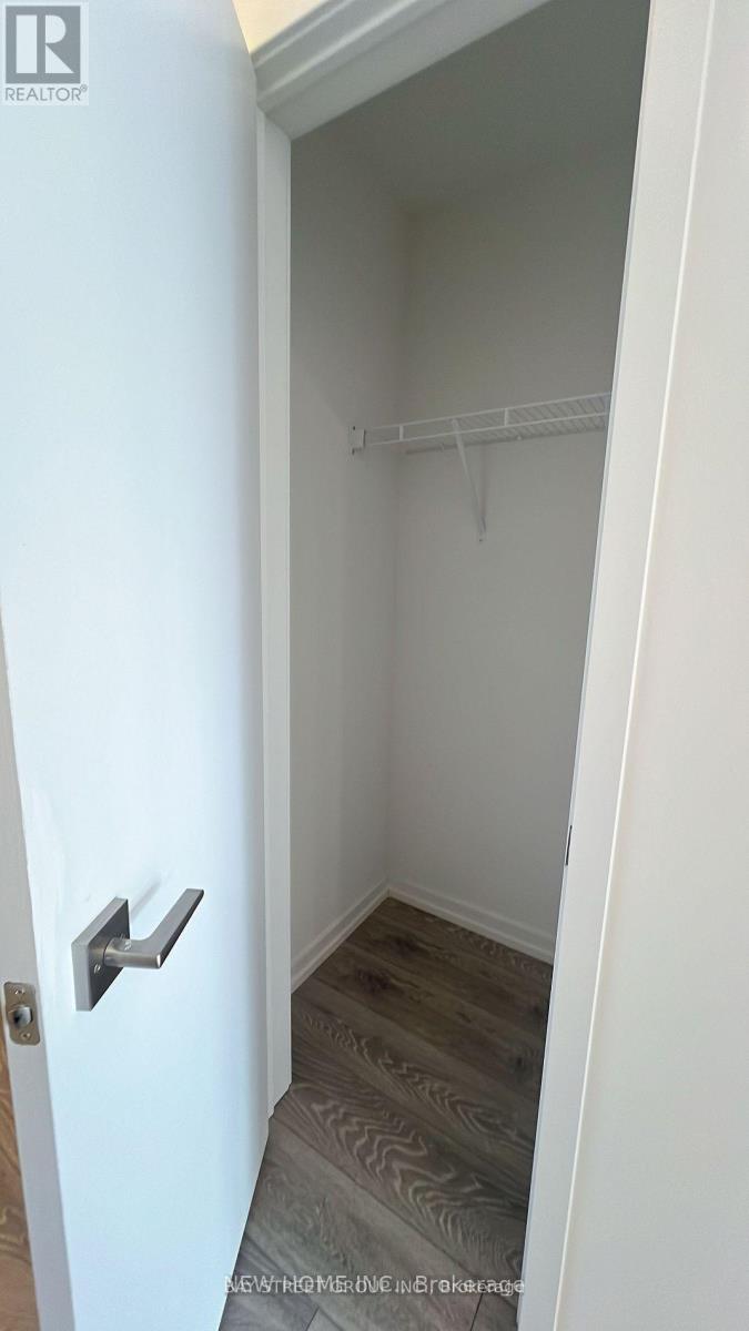 Unit 20-24 Lytham Green Circle, Newmarket, Ontario  L3Y 0H5 - Photo 15 - N13859556