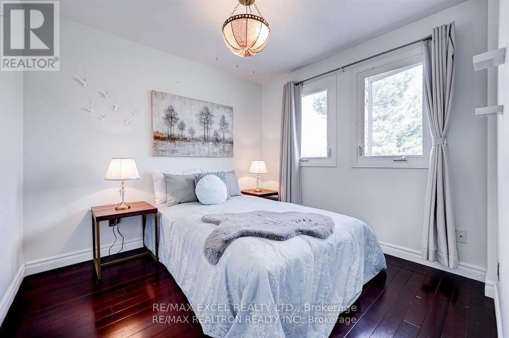 Upper - 70 Weldrick Road E, Richmond Hill, Ontario  L4C 8T8 - Photo 26 - N13859570