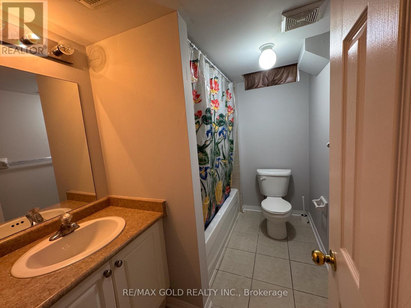 Basemnt - 12 Lillian Crescent, Brampton, Ontario  L6R 3P9 - Photo 4 - W13859550