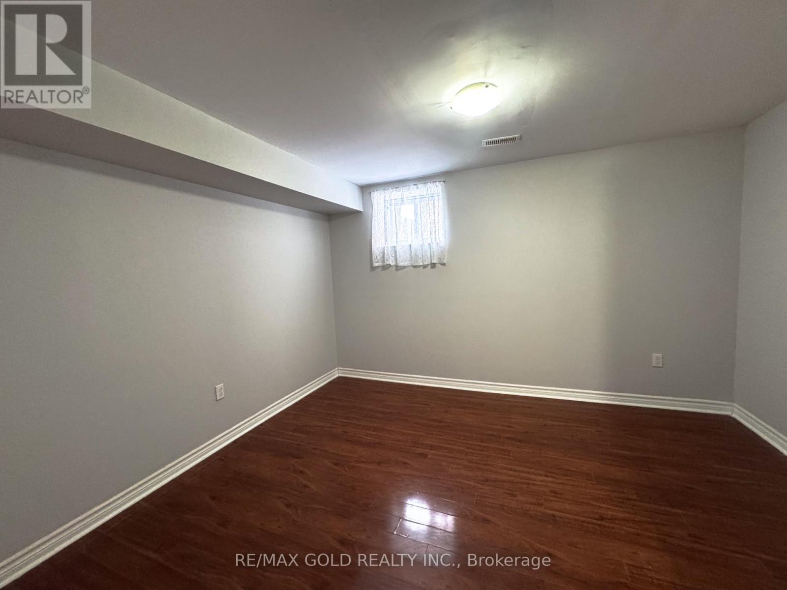 Basemnt - 12 Lillian Crescent, Brampton, Ontario  L6R 3P9 - Photo 5 - W13859550