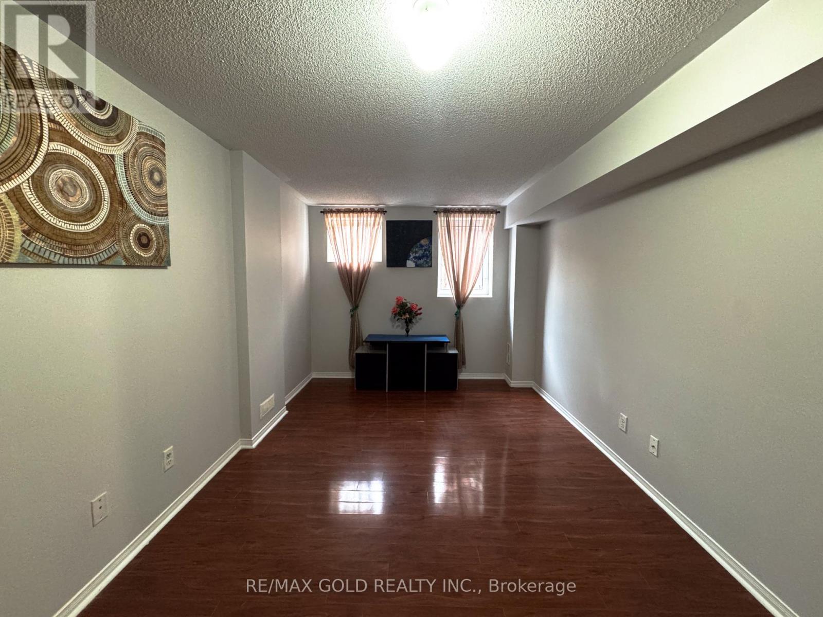 Basemnt - 12 Lillian Crescent, Brampton, Ontario  L6R 3P9 - Photo 6 - W13859550