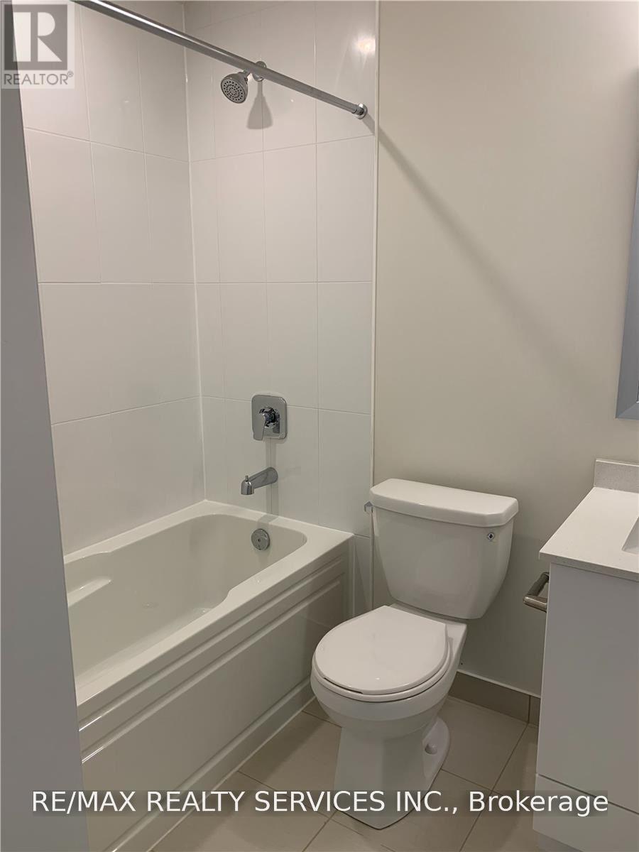 1512 - 35 Watergarden Drive, Mississauga, Ontario  L5R 0G8 - Photo 15 - W13859554