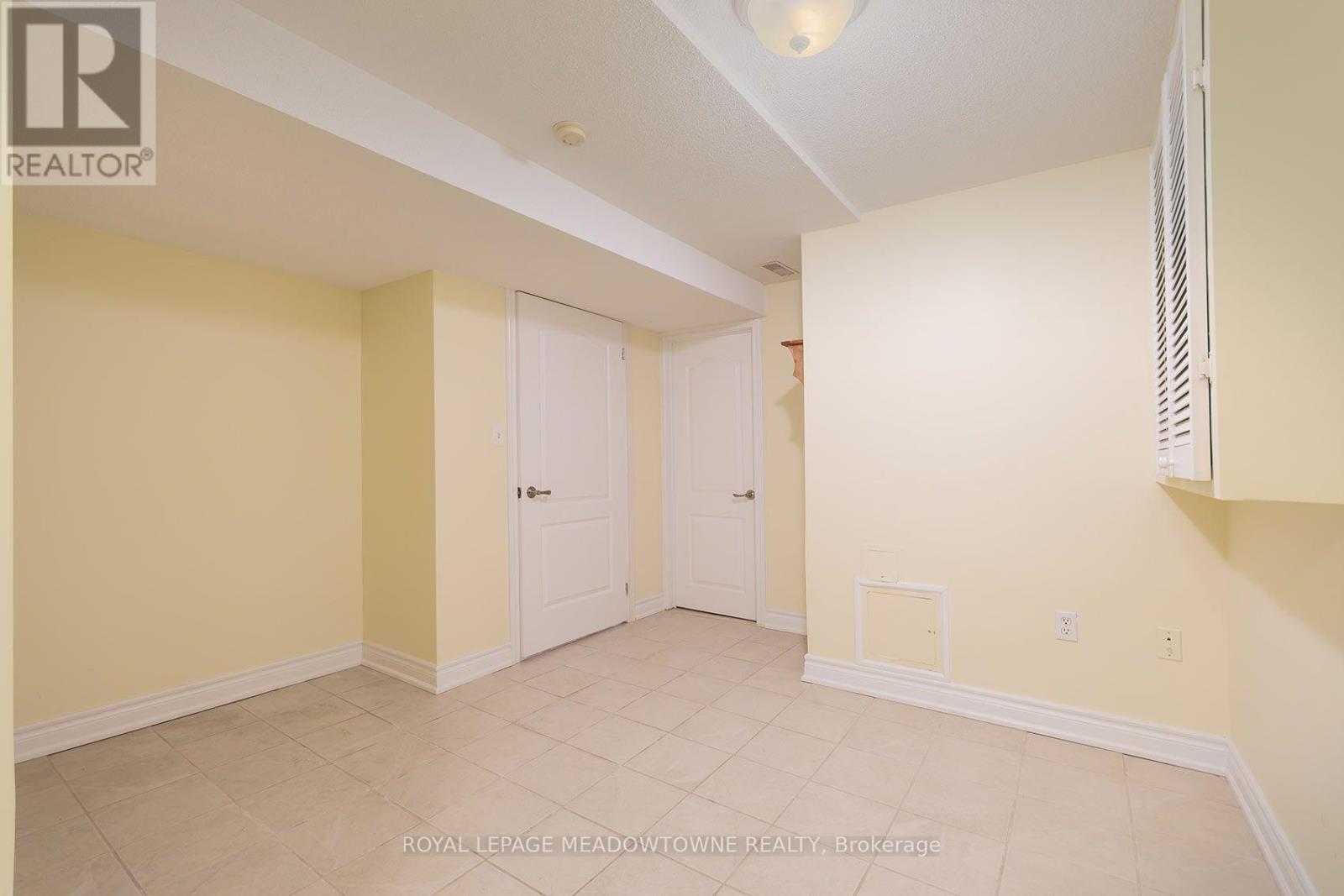 6407 Alderwood Trail, Mississauga, Ontario  L5N 6W9 - Photo 6 - W13859558