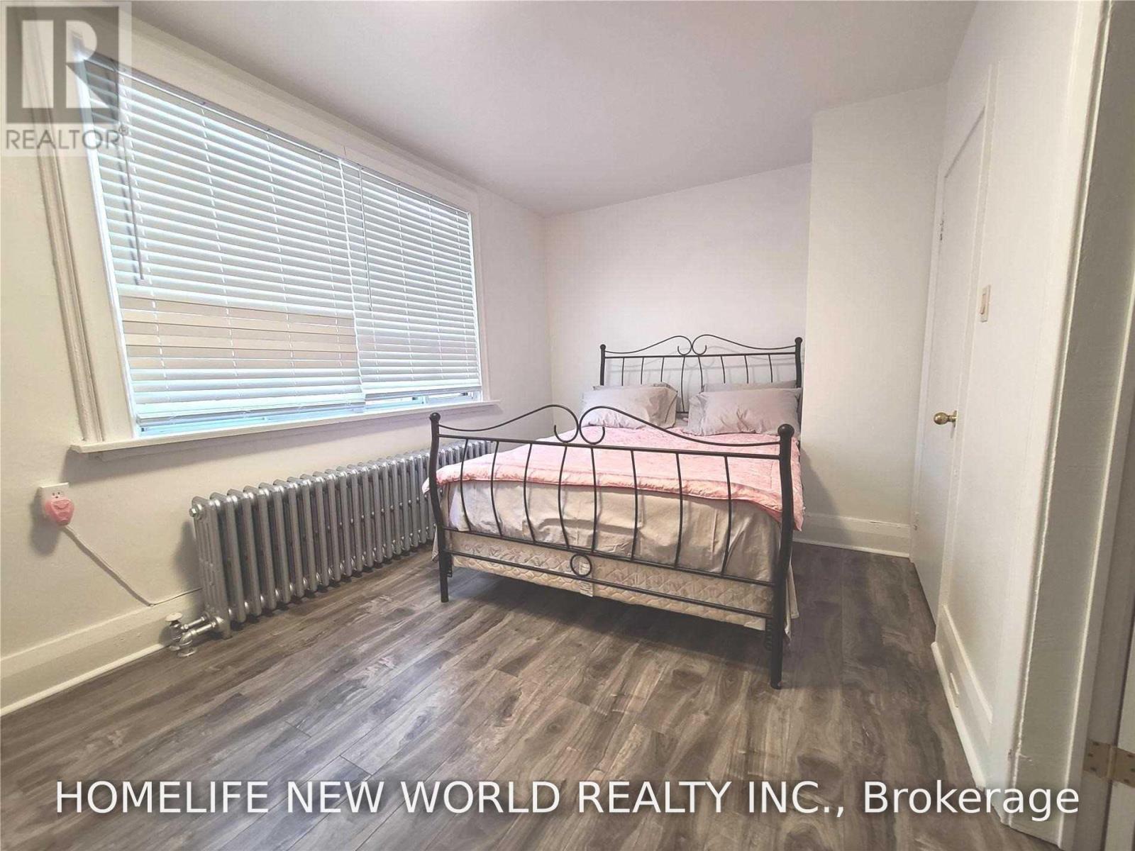 2nd Fl - 1353 St Clair Avenue W, Toronto, Ontario  M6E 1C5 - Photo 8 - W13859562