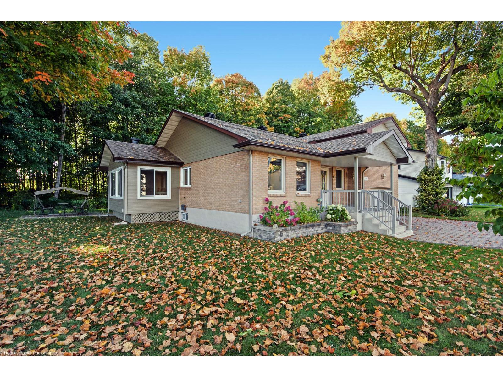 1162 39e Avenue Laval (Fabreville) Quebec Canada H7R4W9 4