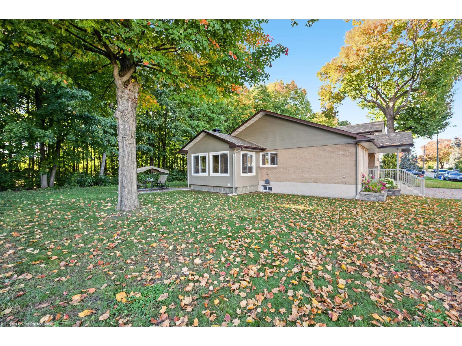 1162 39e Avenue Laval (Fabreville) Quebec Canada H7R4W9 5